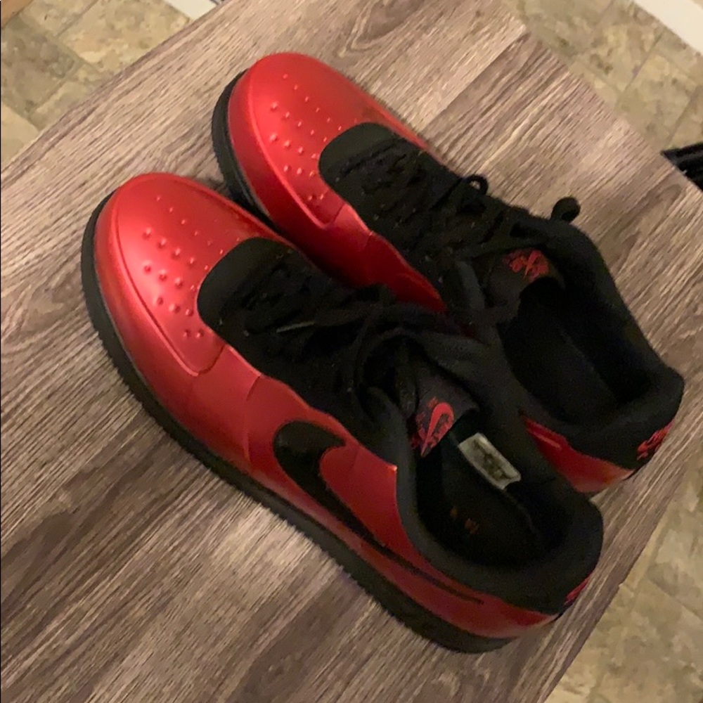 Air Force 1 - Picture 7 of 8